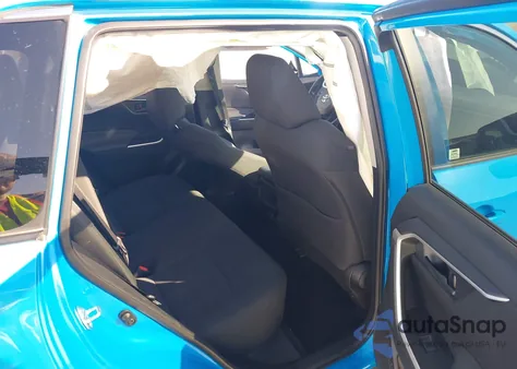 2021 Toyota Rav4 Le z USA, uszkodzony, nr VIN 2T3F1RFV5MW204843